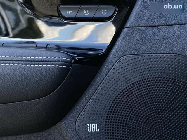 Киа Niro, объемом двигателя 0 л и пробегом 78 тыс. км за 22500 $, фото 2 на Automoto.ua