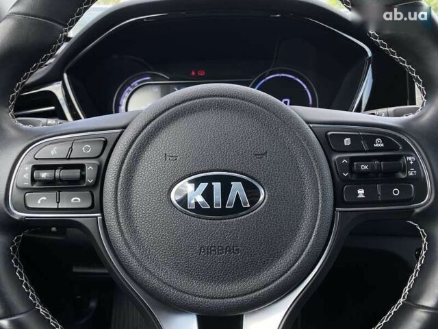 Киа Niro, объемом двигателя 0 л и пробегом 112 тыс. км за 21900 $, фото 28 на Automoto.ua