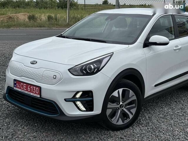 Киа Niro, объемом двигателя 0 л и пробегом 98 тыс. км за 19550 $, фото 2 на Automoto.ua