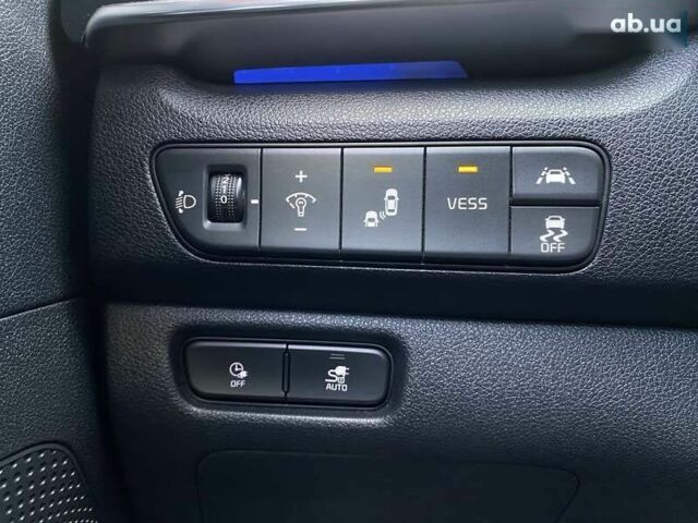 Киа Niro, объемом двигателя 0 л и пробегом 66 тыс. км за 23200 $, фото 5 на Automoto.ua