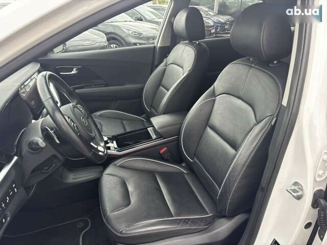 Киа Niro, объемом двигателя 0 л и пробегом 48 тыс. км за 24350 $, фото 18 на Automoto.ua