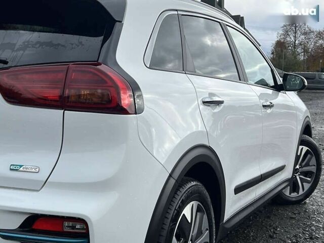 Киа Niro, объемом двигателя 0 л и пробегом 54 тыс. км за 21193 $, фото 12 на Automoto.ua