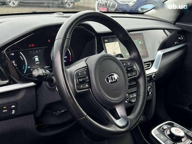 Кіа Niro, об'ємом двигуна 0 л та пробігом 107 тис. км за 19454 $, фото 23 на Automoto.ua