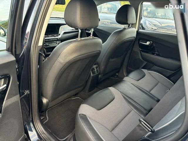 Киа Niro, объемом двигателя 0 л и пробегом 112 тыс. км за 18800 $, фото 11 на Automoto.ua