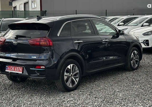 Киа Niro, объемом двигателя 0 л и пробегом 110 тыс. км за 20750 $, фото 8 на Automoto.ua