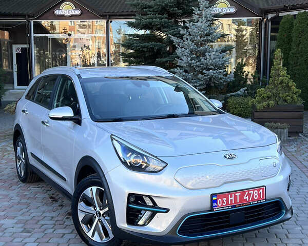Киа Niro, объемом двигателя 0 л и пробегом 89 тыс. км за 18500 $, фото 1 на Automoto.ua