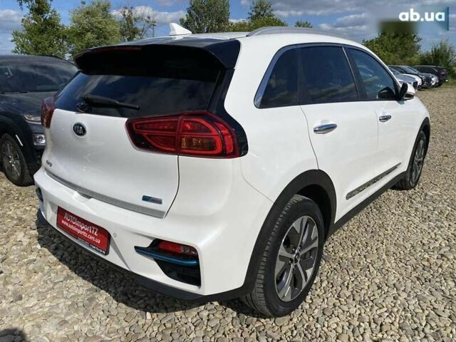 Киа Niro, объемом двигателя 0 л и пробегом 112 тыс. км за 21900 $, фото 16 на Automoto.ua