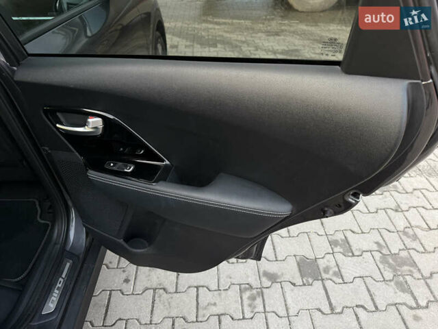 Кіа Niro, об'ємом двигуна 0 л та пробігом 84 тис. км за 19200 $, фото 25 на Automoto.ua