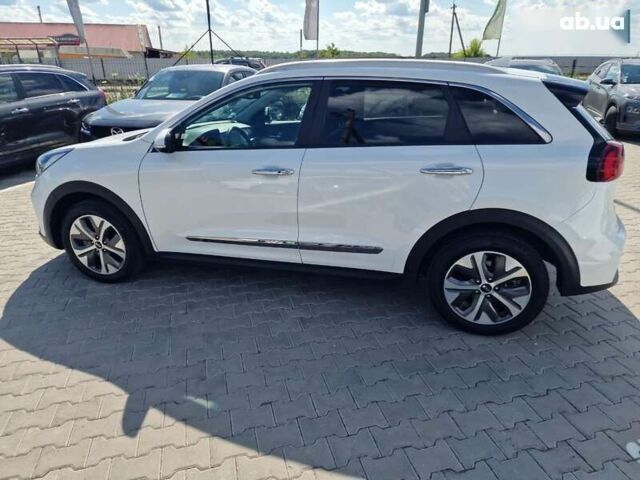 Киа Niro, объемом двигателя 0 л и пробегом 106 тыс. км за 19500 $, фото 16 на Automoto.ua