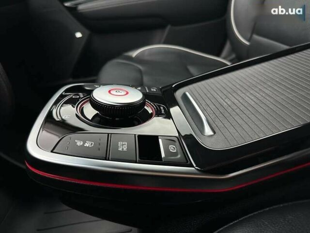 Кіа Niro, об'ємом двигуна 0 л та пробігом 35 тис. км за 24400 $, фото 12 на Automoto.ua