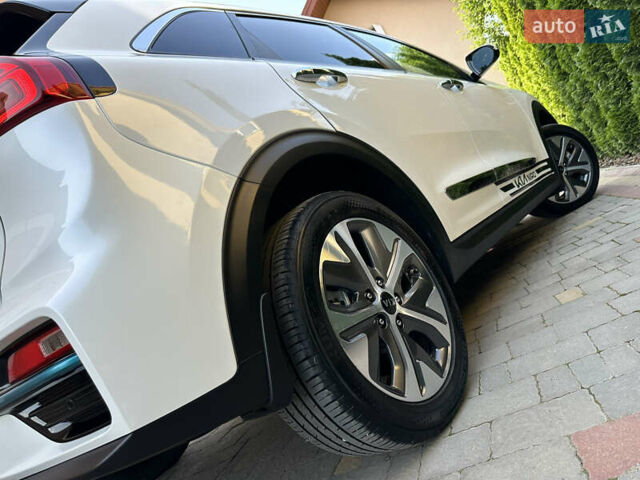 Киа Niro, объемом двигателя 0 л и пробегом 55 тыс. км за 17999 $, фото 54 на Automoto.ua