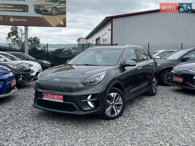 Киа Niro, объемом двигателя 0 л и пробегом 105 тыс. км за 20350 $, фото 3 на Automoto.ua