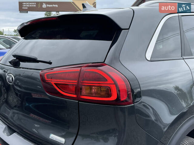 Киа Niro, объемом двигателя 0 л и пробегом 105 тыс. км за 20350 $, фото 15 на Automoto.ua