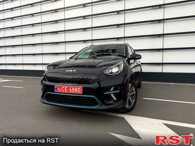 Киа Niro, объемом двигателя 0.15 л и пробегом 136 тыс. км за 18900 $, фото 1 на Automoto.ua