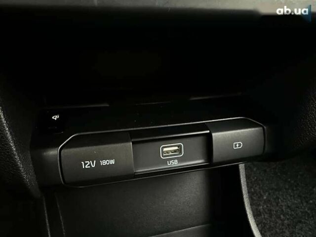 Киа Niro, объемом двигателя 0 л и пробегом 62 тыс. км за 23500 $, фото 11 на Automoto.ua