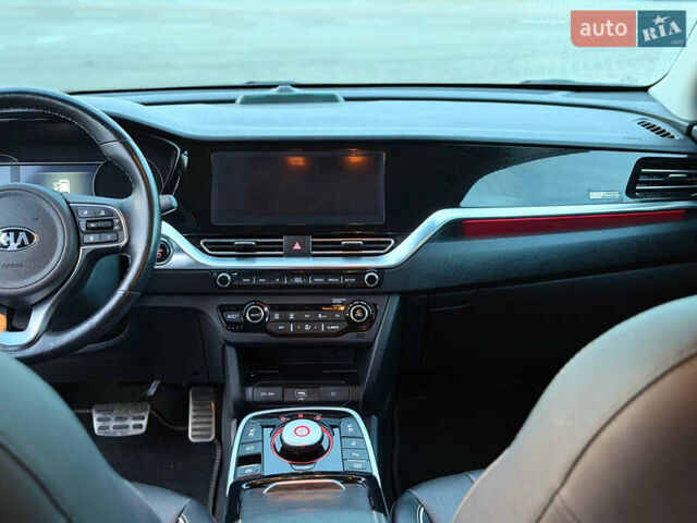 Кіа Niro, об'ємом двигуна 0 л та пробігом 58 тис. км за 22800 $, фото 4 на Automoto.ua