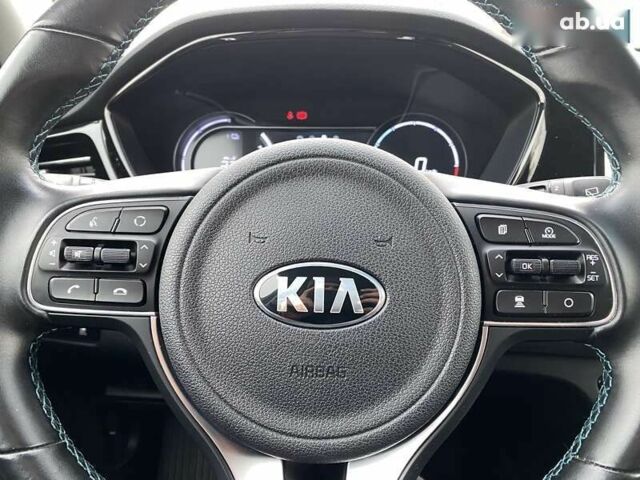 Киа Niro, объемом двигателя 0 л и пробегом 73 тыс. км за 19900 $, фото 28 на Automoto.ua