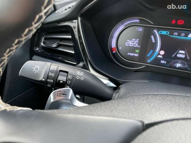 Киа Niro, объемом двигателя 0 л и пробегом 96 тыс. км за 20600 $, фото 29 на Automoto.ua