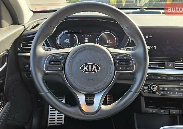 Киа Niro, объемом двигателя 0 л и пробегом 21 тыс. км за 22700 $, фото 31 на Automoto.ua