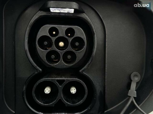 Кіа Niro, об'ємом двигуна 0 л та пробігом 56 тис. км за 24400 $, фото 14 на Automoto.ua