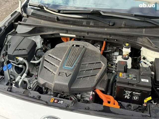 Киа Niro 2021 в Луцке на Automoto.ua Киа Niro, объемом двигателя 0 л и пробегом 82 тыс. км за 21627 $, фото 21 на Automoto.ua