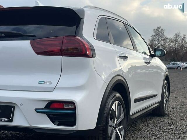 Кіа Niro, об'ємом двигуна 0 л та пробігом 69 тис. км за 20323 $, фото 12 на Automoto.ua