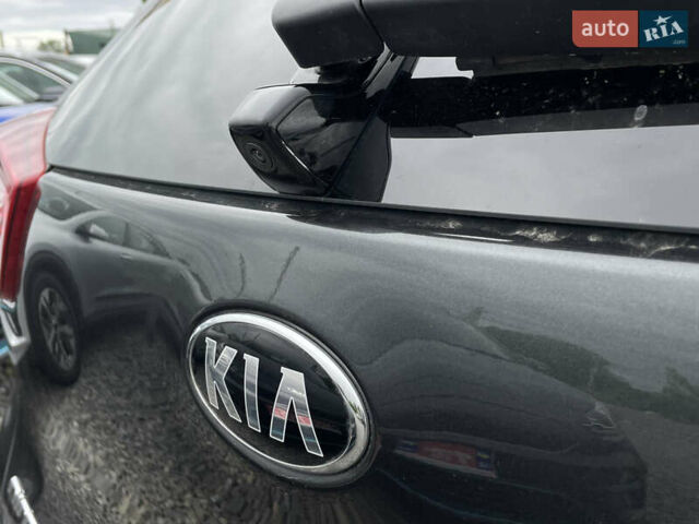 Киа Niro, объемом двигателя 0 л и пробегом 105 тыс. км за 20350 $, фото 16 на Automoto.ua