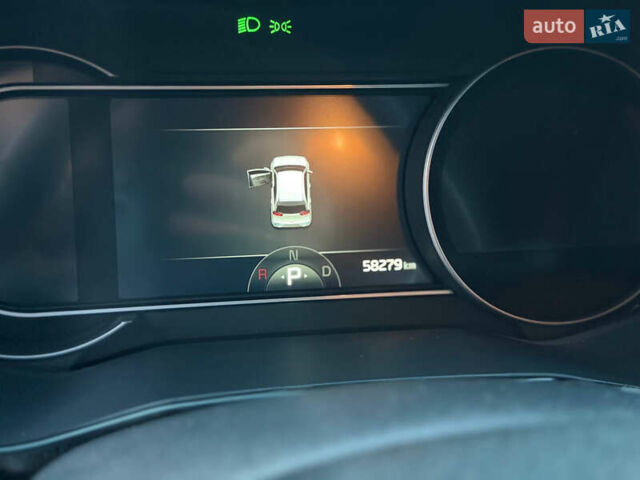 Кіа Niro, об'ємом двигуна 0 л та пробігом 58 тис. км за 22800 $, фото 6 на Automoto.ua