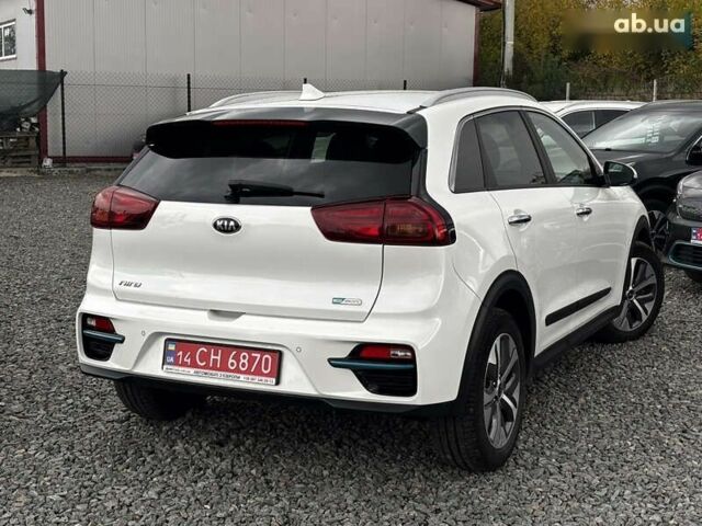 Киа Niro, объемом двигателя 0 л и пробегом 48 тыс. км за 24350 $, фото 9 на Automoto.ua