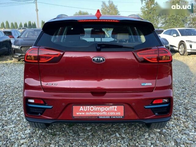 Киа Niro, объемом двигателя 0 л и пробегом 111 тыс. км за 20300 $, фото 18 на Automoto.ua