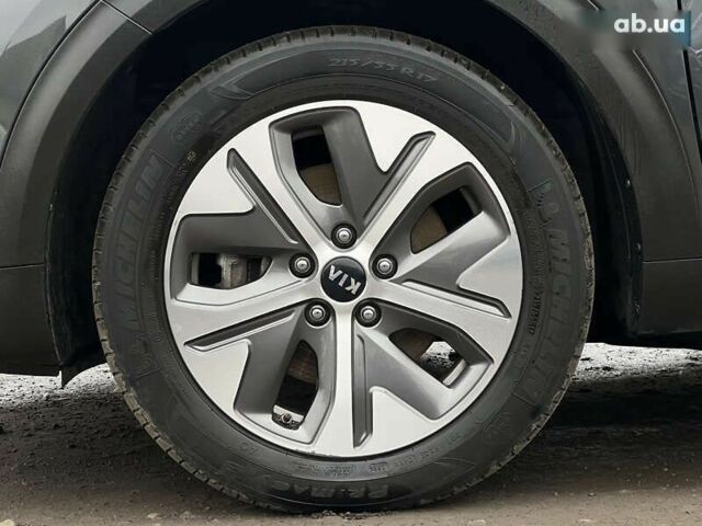 Кіа Niro, об'ємом двигуна 0 л та пробігом 107 тис. км за 19454 $, фото 19 на Automoto.ua