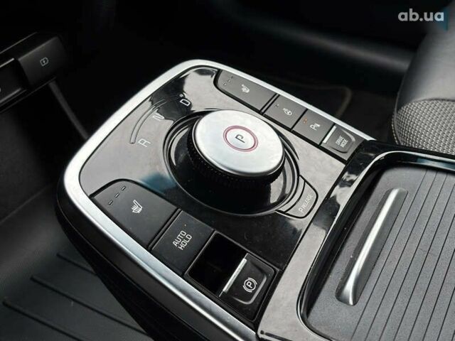 Киа Niro, объемом двигателя 0 л и пробегом 88 тыс. км за 21800 $, фото 14 на Automoto.ua