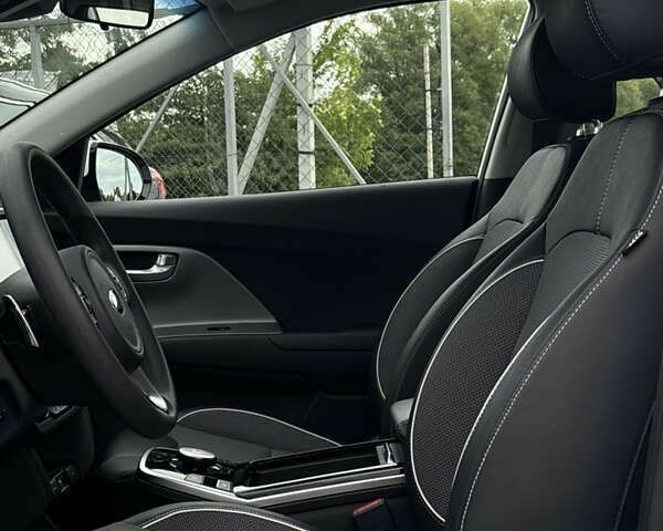 Киа Niro, объемом двигателя 0 л и пробегом 98 тыс. км за 19550 $, фото 10 на Automoto.ua