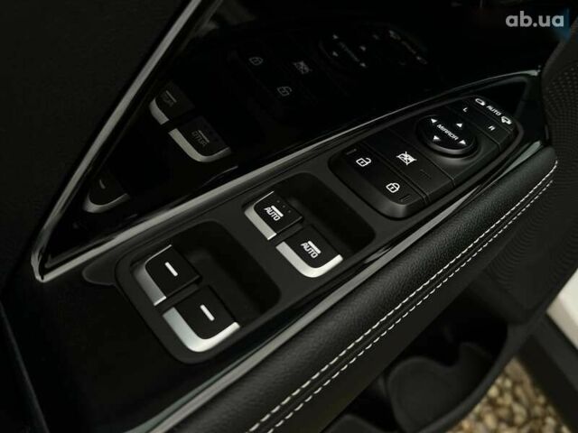 Киа Niro, объемом двигателя 0 л и пробегом 62 тыс. км за 23500 $, фото 4 на Automoto.ua