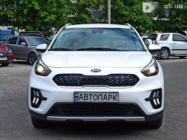 Кіа Niro, об'ємом двигуна 0 л та пробігом 18 тис. км за 28900 $, фото 2 на Automoto.ua