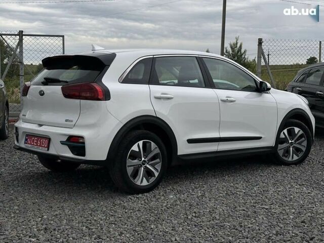 Киа Niro, объемом двигателя 0 л и пробегом 98 тыс. км за 19550 $, фото 27 на Automoto.ua