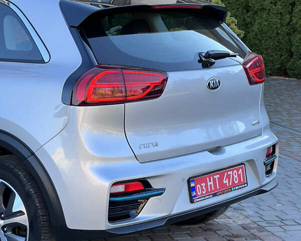 Киа Niro, объемом двигателя 0 л и пробегом 89 тыс. км за 18500 $, фото 11 на Automoto.ua