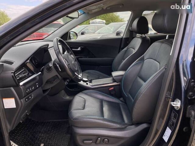 Кіа Niro, об'ємом двигуна 0 л та пробігом 70 тис. км за 23200 $, фото 27 на Automoto.ua