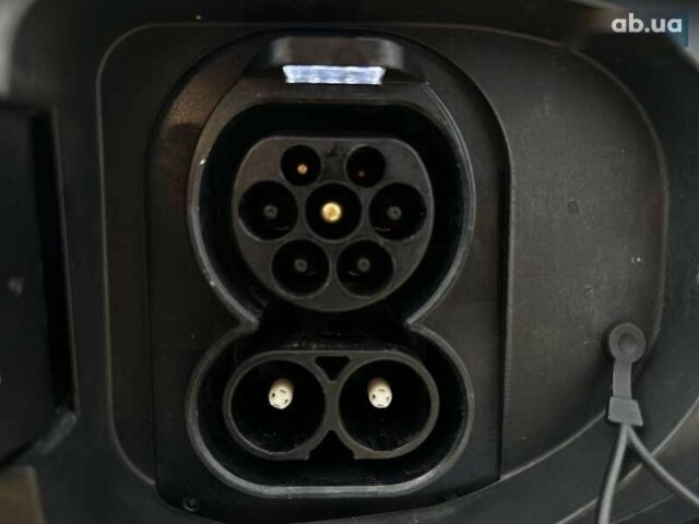 Киа Niro, объемом двигателя 0 л и пробегом 29 тыс. км за 22900 $, фото 23 на Automoto.ua