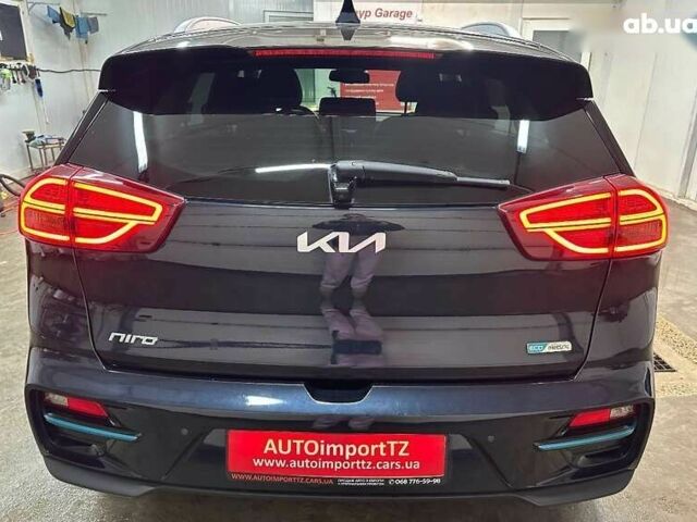 Киа Niro, объемом двигателя 0 л и пробегом 71 тыс. км за 24900 $, фото 24 на Automoto.ua