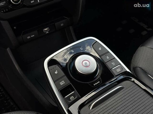 Киа Niro, объемом двигателя 0 л и пробегом 62 тыс. км за 23650 $, фото 17 на Automoto.ua