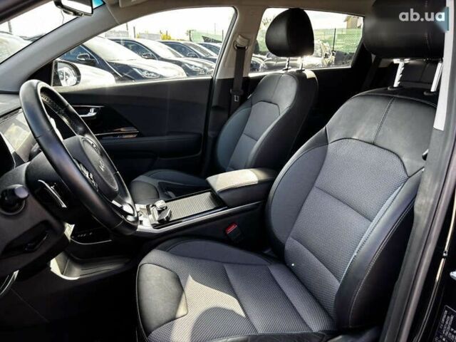 Киа Niro, объемом двигателя 0 л и пробегом 23 тыс. км за 24650 $, фото 19 на Automoto.ua