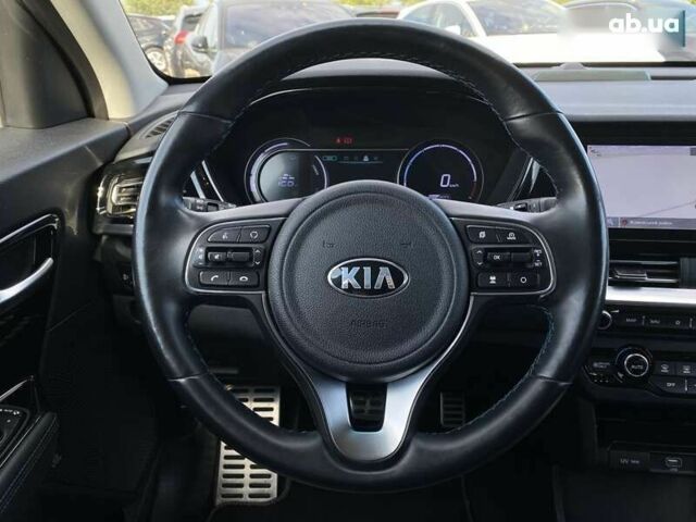 Киа Niro, объемом двигателя 0 л и пробегом 66 тыс. км за 23200 $, фото 23 на Automoto.ua