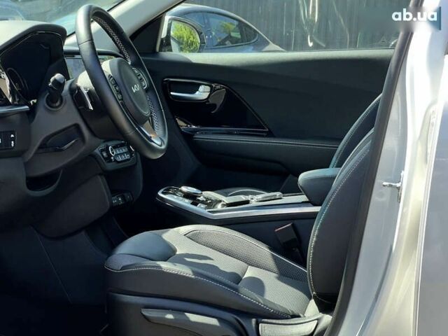 Киа Niro, объемом двигателя 0 л и пробегом 77 тыс. км за 20106 $, фото 26 на Automoto.ua