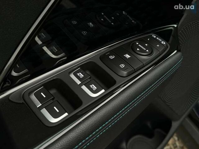 Киа Niro, объемом двигателя 0 л и пробегом 71 тыс. км за 24900 $, фото 4 на Automoto.ua
