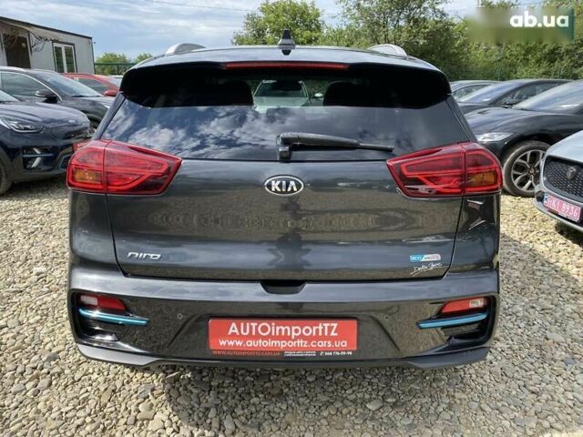 Киа Niro, объемом двигателя 0 л и пробегом 66 тыс. км за 23200 $, фото 13 на Automoto.ua