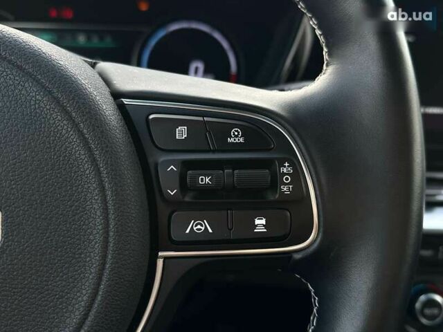 Киа Niro, объемом двигателя 0 л и пробегом 38 тыс. км за 24800 $, фото 8 на Automoto.ua