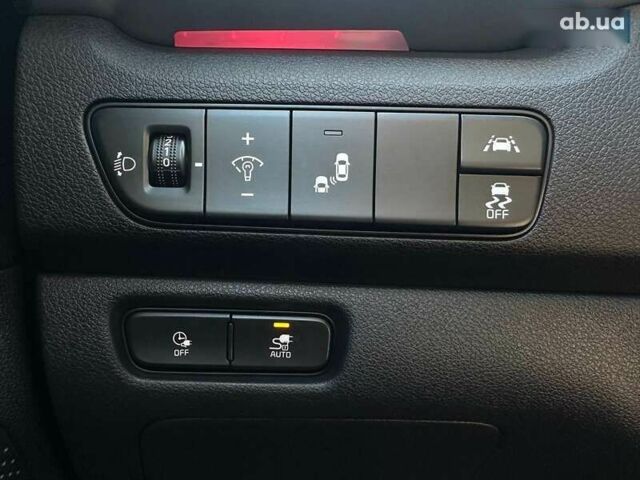 Киа Niro, объемом двигателя 0 л и пробегом 31 тыс. км за 24800 $, фото 6 на Automoto.ua