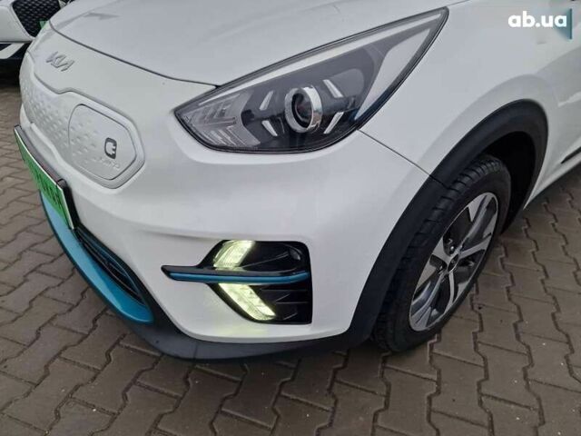 Кіа Niro, об'ємом двигуна 0 л та пробігом 107 тис. км за 20600 $, фото 1 на Automoto.ua