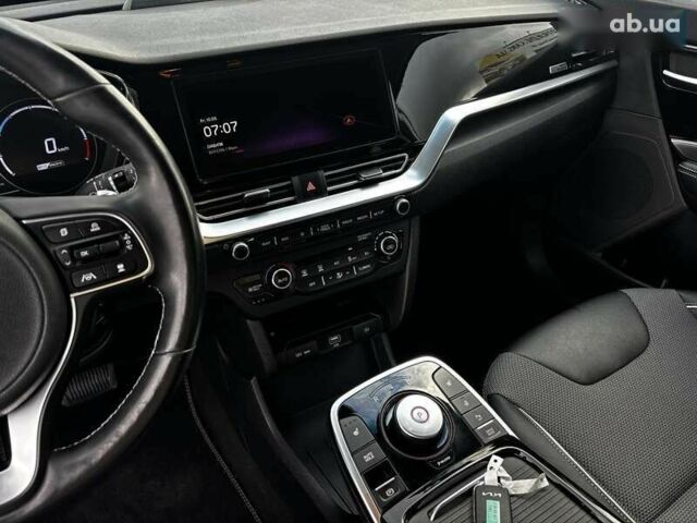 Кіа Niro, об'ємом двигуна 0 л та пробігом 58 тис. км за 23150 $, фото 20 на Automoto.ua